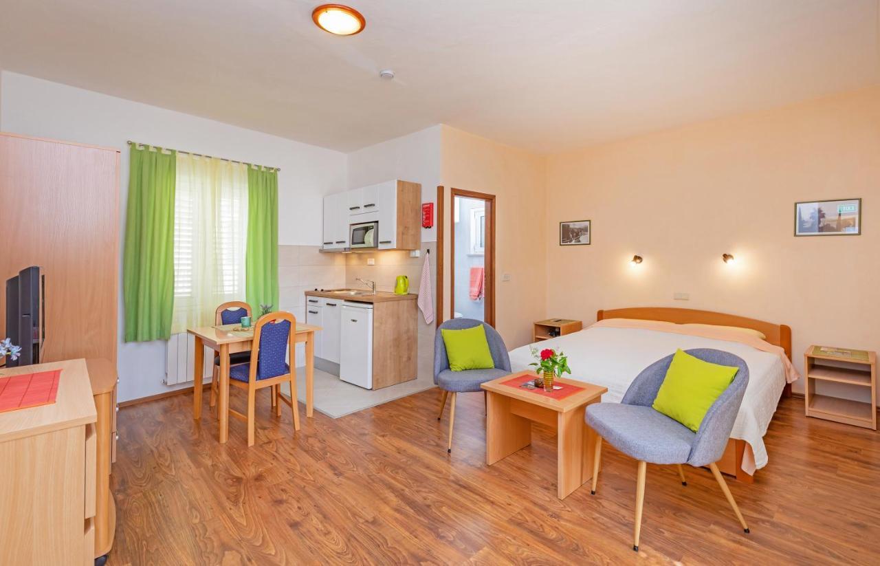Apartments Tonkovic Mlini Eksteriør bilde